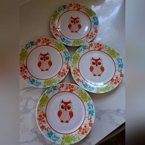 Trisa Owl 8 Inch Salad Dessert Plates‎ Set Of Four
